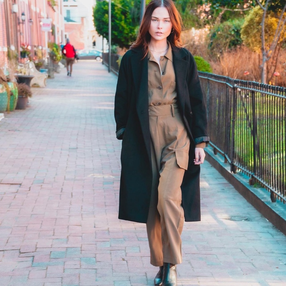 MANGO matching tailored trousers and shirt set.